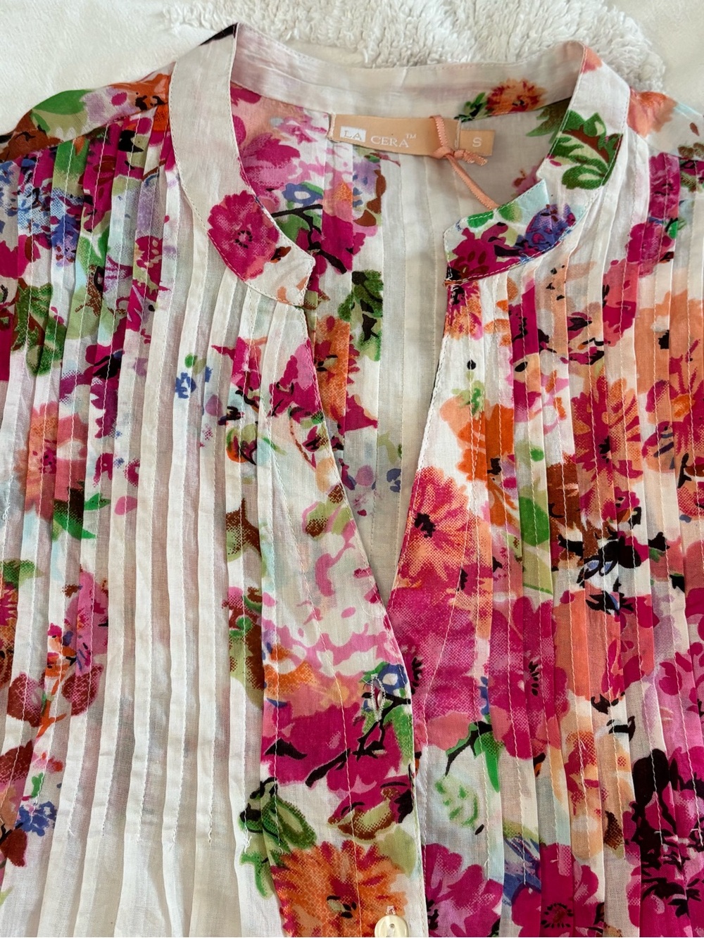 La Cera Floral Pintuck Dress with Pink & Coral Flowers - Picture 15 of 16